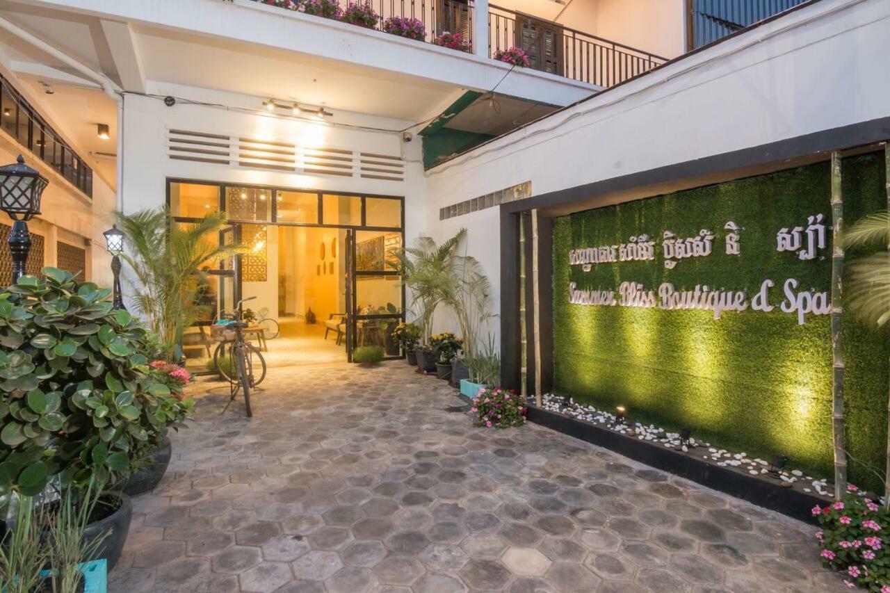 Summer Bliss Boutique Siem Reap Exterior photo